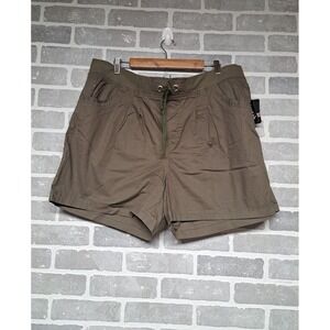 Helium London Womens Green Pleated Pockets Shorts‎ Size 3X NWT